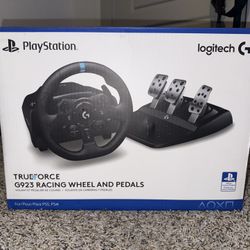 Logitech G923 TRUEFORCE Racing Wheel & Pedals (PS4/PS5/PC) – Like New!