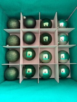 50ct Green Ornament Set