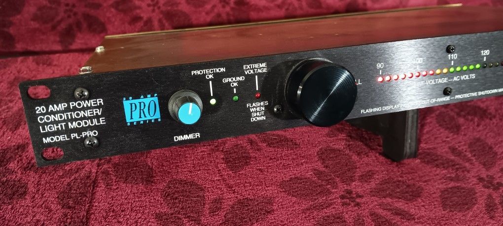 Furman Power Conditioner 20A