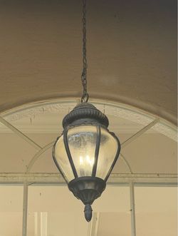 Front entrance light