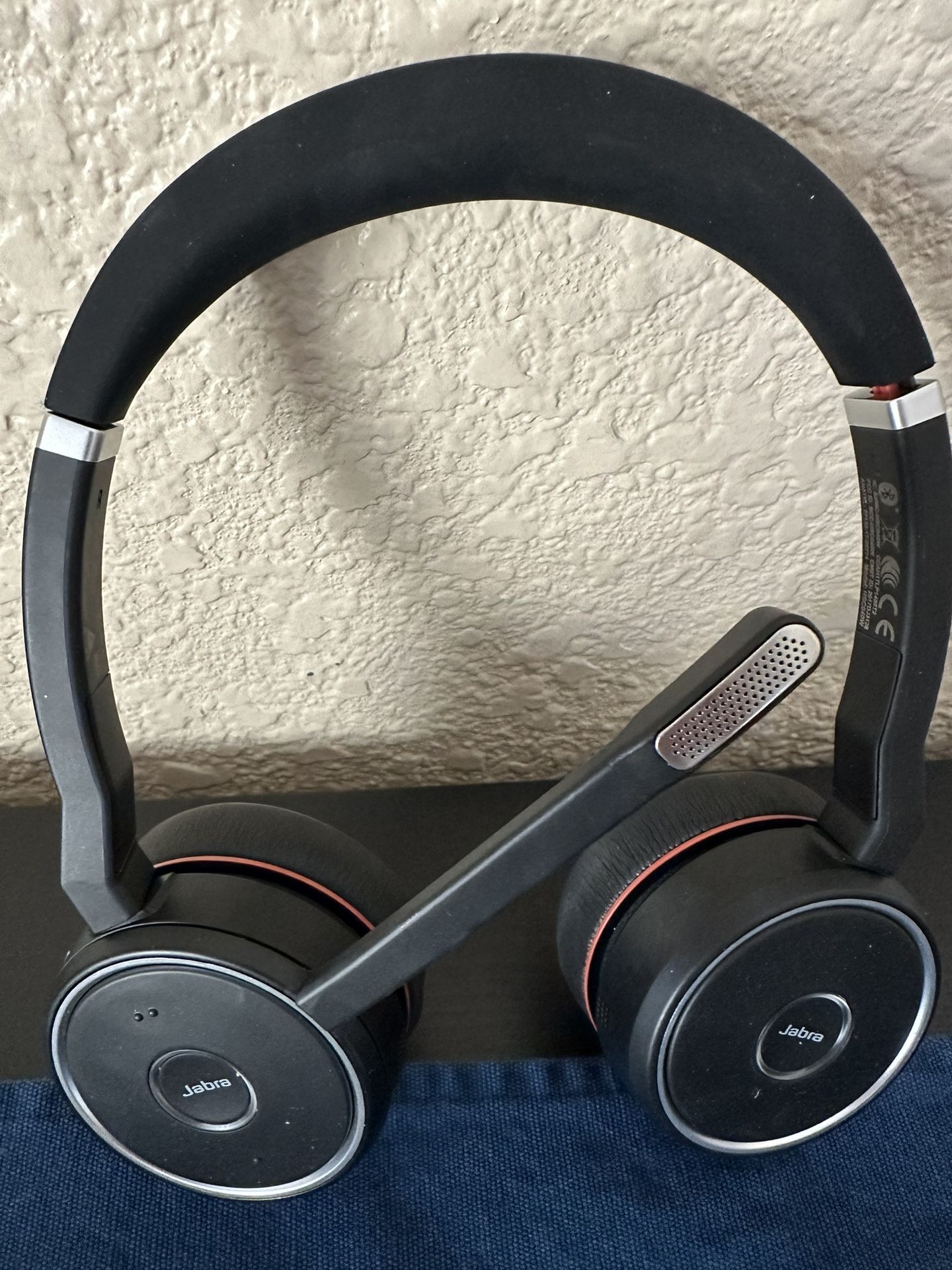 Bluetooth Jabra Wireless Headset/Music Headphones - Like New