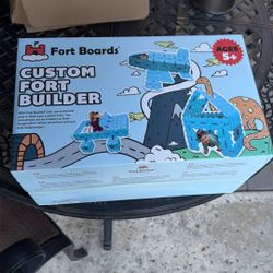 Custom Fort Builder