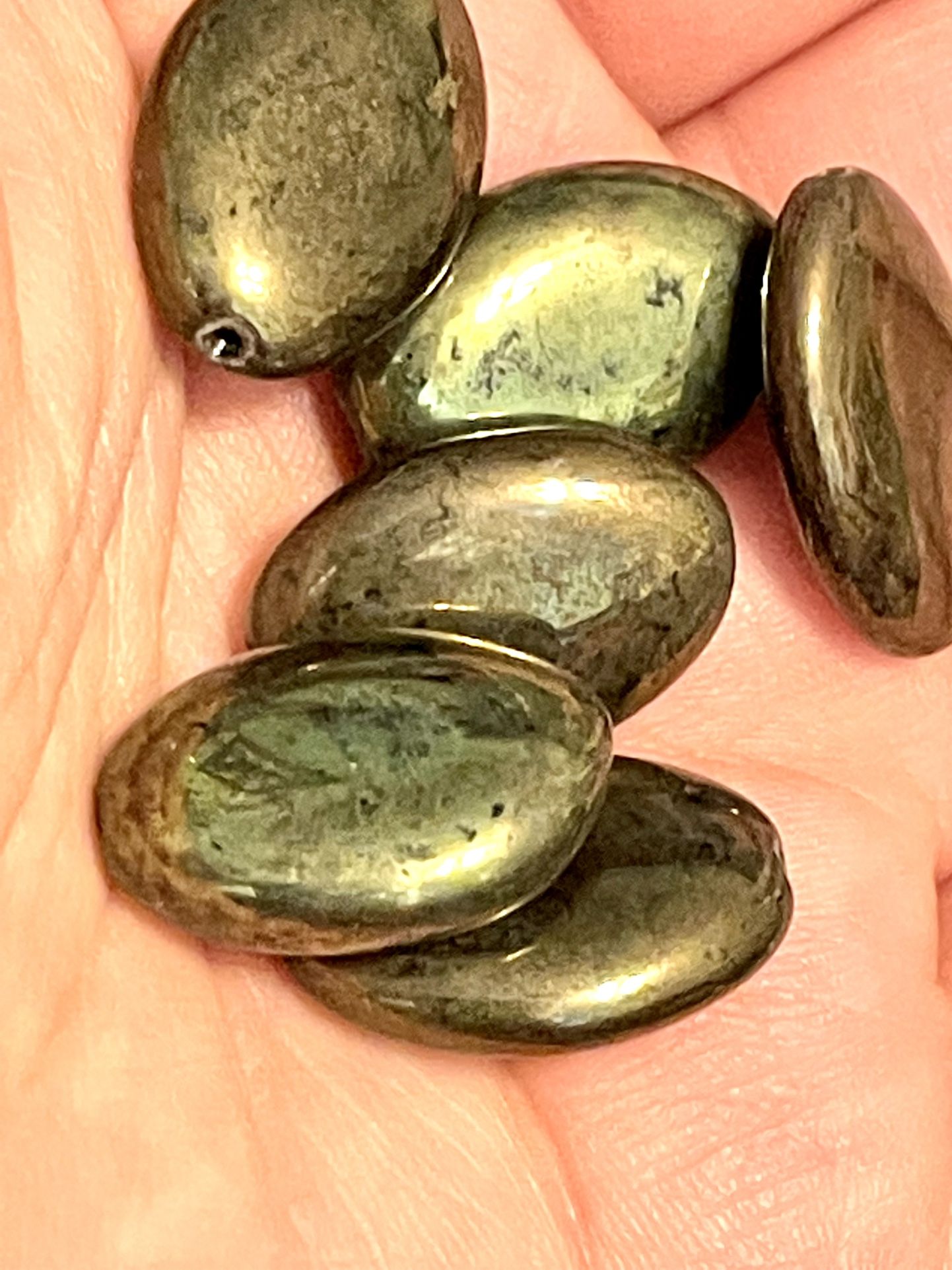 Lot Of 25 Pyrite Beads 309