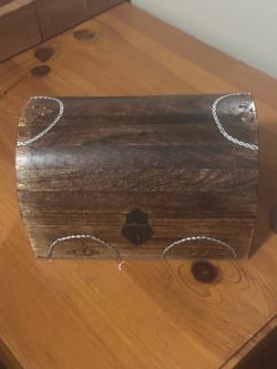 Mini Wooden Treasure Chest Box - Vintage Style