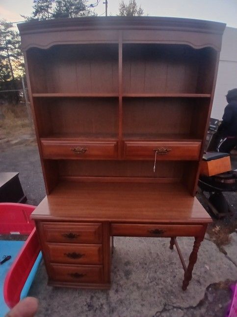 Desk With Book Space Hutch