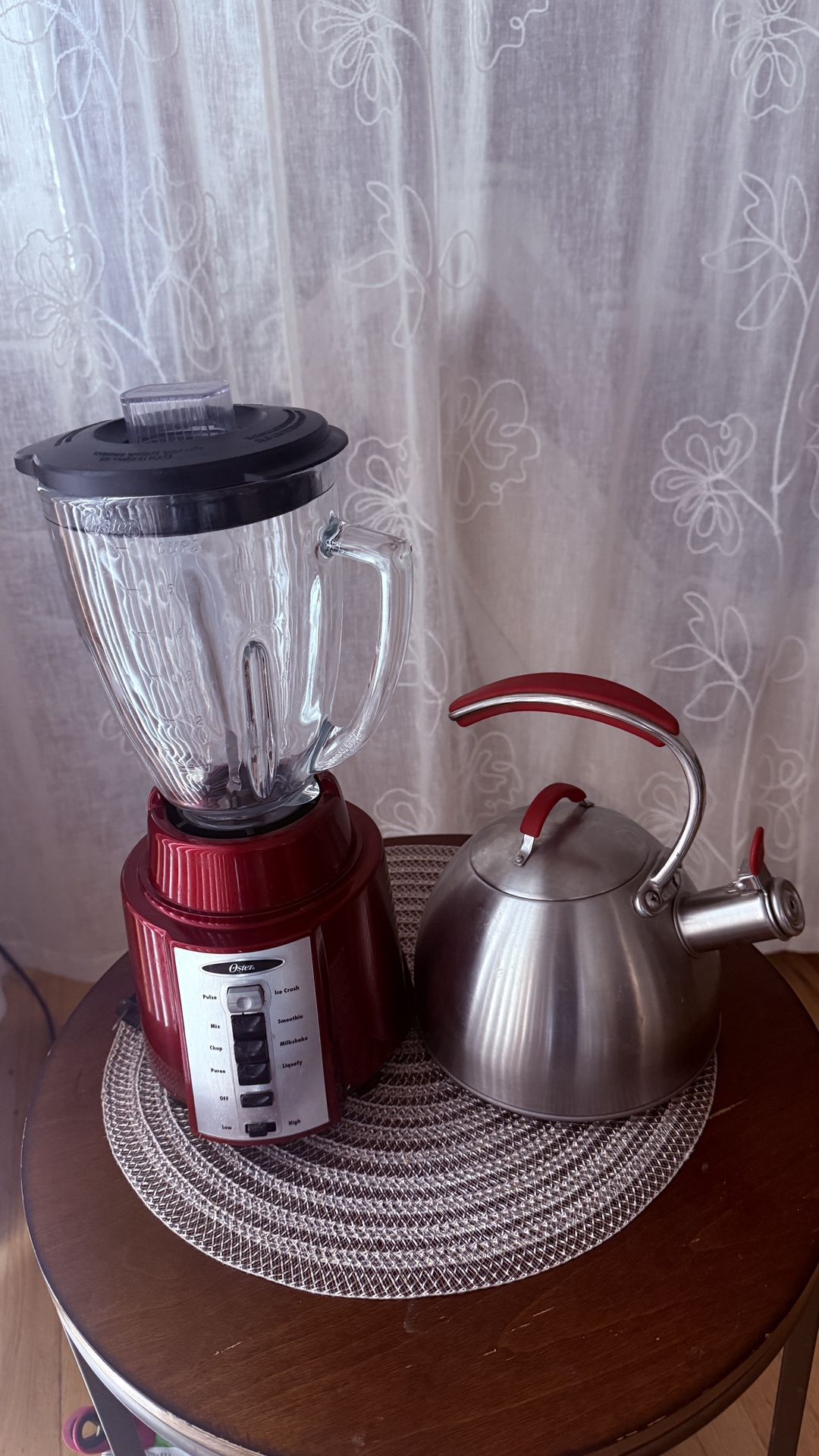 Combo Set Oster Blender And Whistling Kettle Red Color Theme