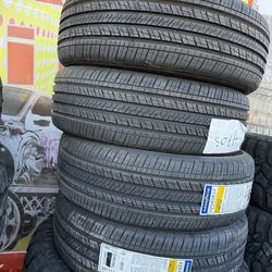 🚘🚨vendo set de llantas 225 65 17 Goodyear tires