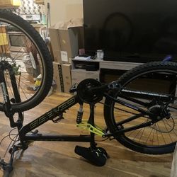 Vitesse Mountain Bike - Used - Needs Minor Tune Up - Local Pickup Only