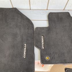 Corolla  floor  mats 