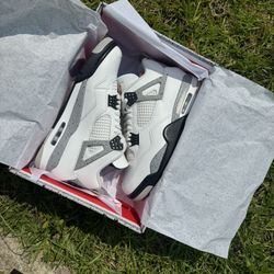 Air Jordan Retro 4 Cement 