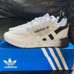 NEW ADIDAS YOUTH 7