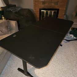 Desk (Gaming) 