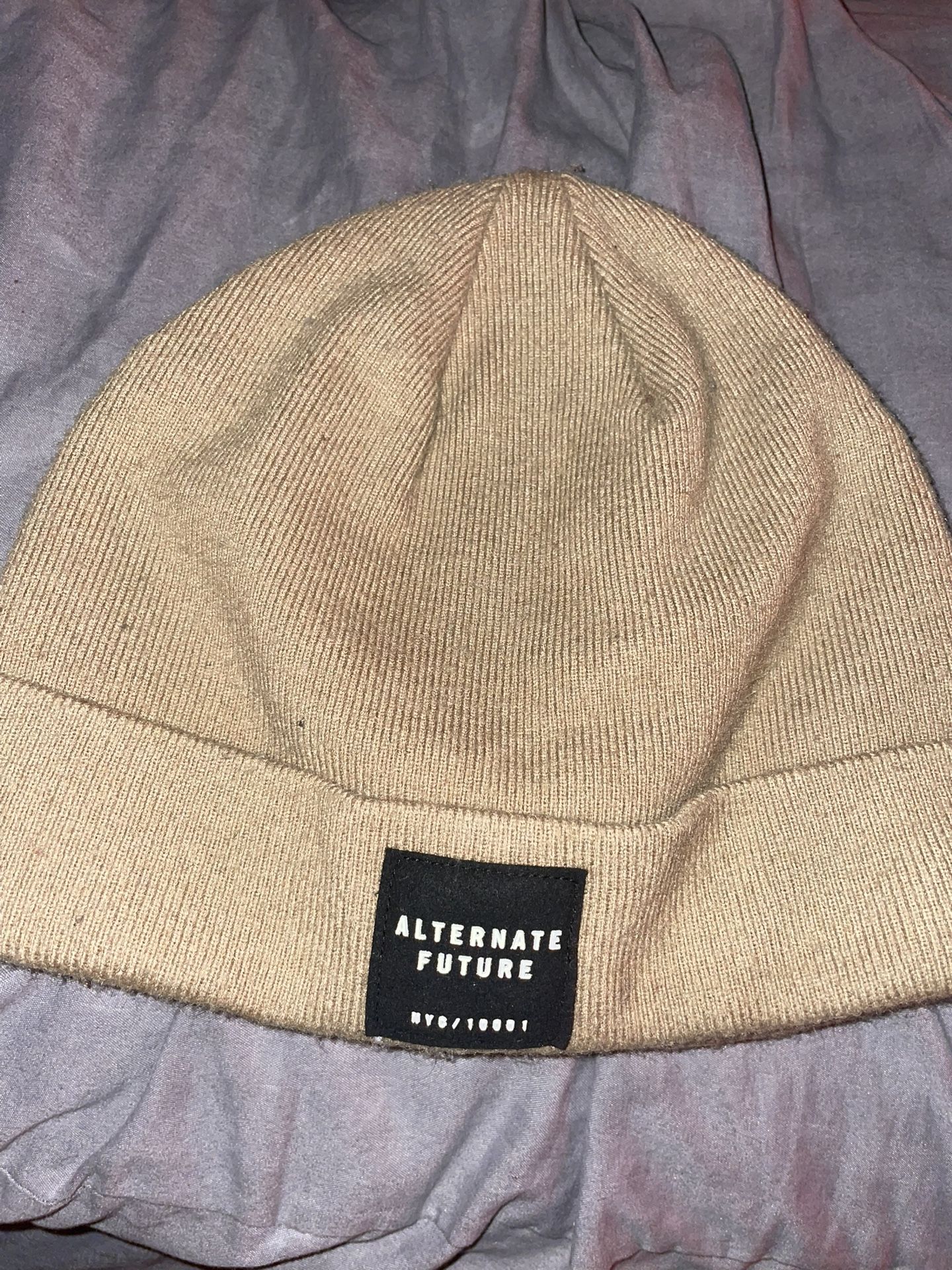 Alternate Future H&M FINE-KNIT HAT