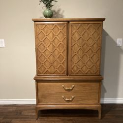Mid Century Modern Dresser Armoire By United c. 1960’s