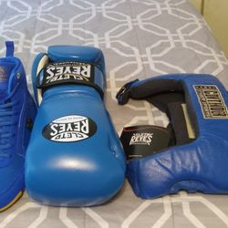 Habusas, Reyes, And The Headgear 