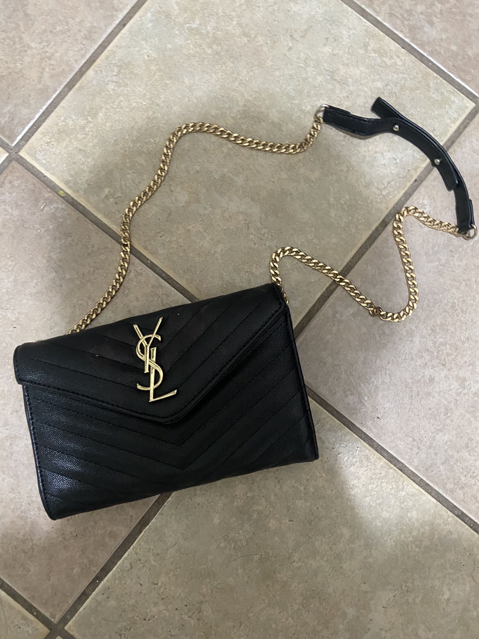 Saint Laurent Ysl