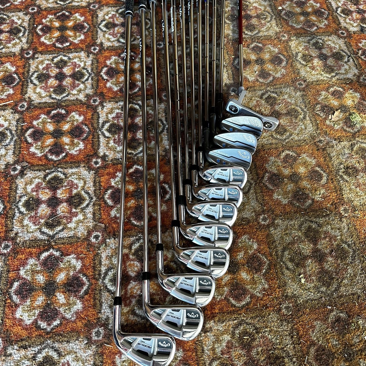 Callaway Rouge Pro Iron set and Odyssey Putter