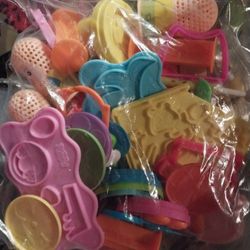 PLAY DOH MOLDS 
