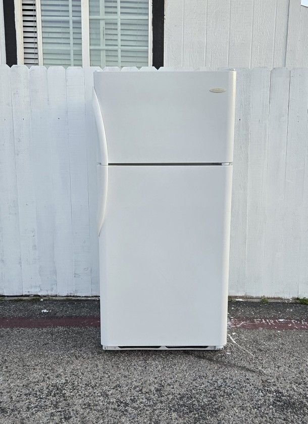 Frigidaire Refrigerator 