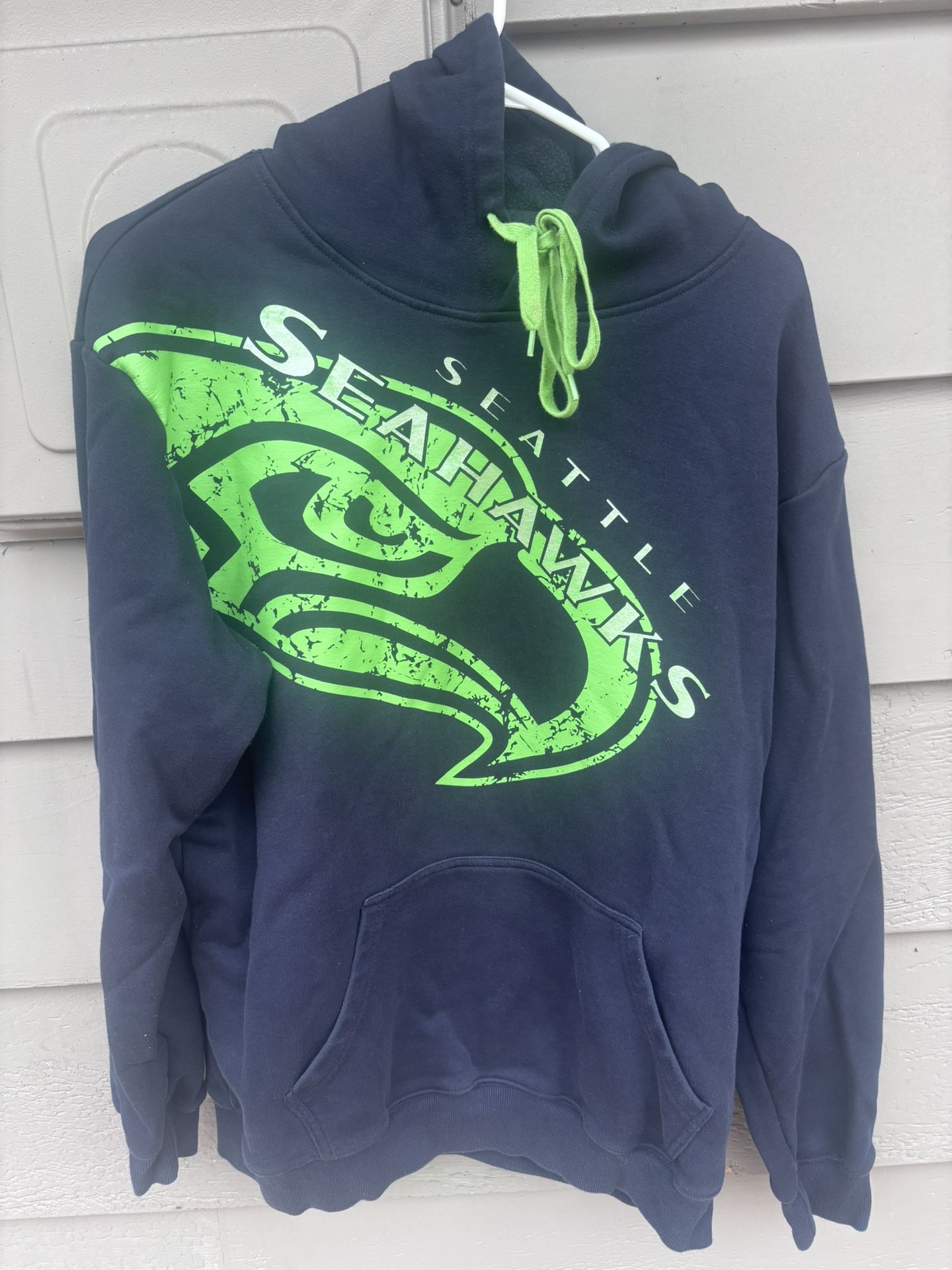 Seattle Seahawks Hoodie – Men’s Medium – Never Worn