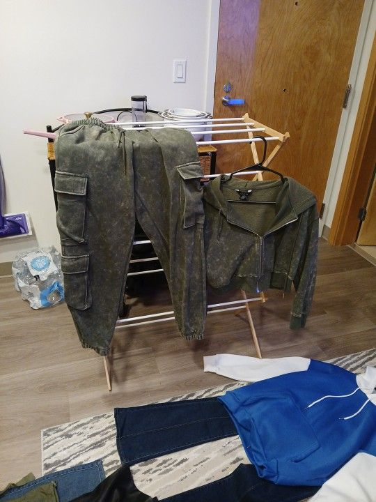 2 Piece Jogger And Jacket