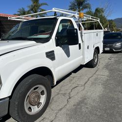 Service Truck F350 Natural Gas Powered