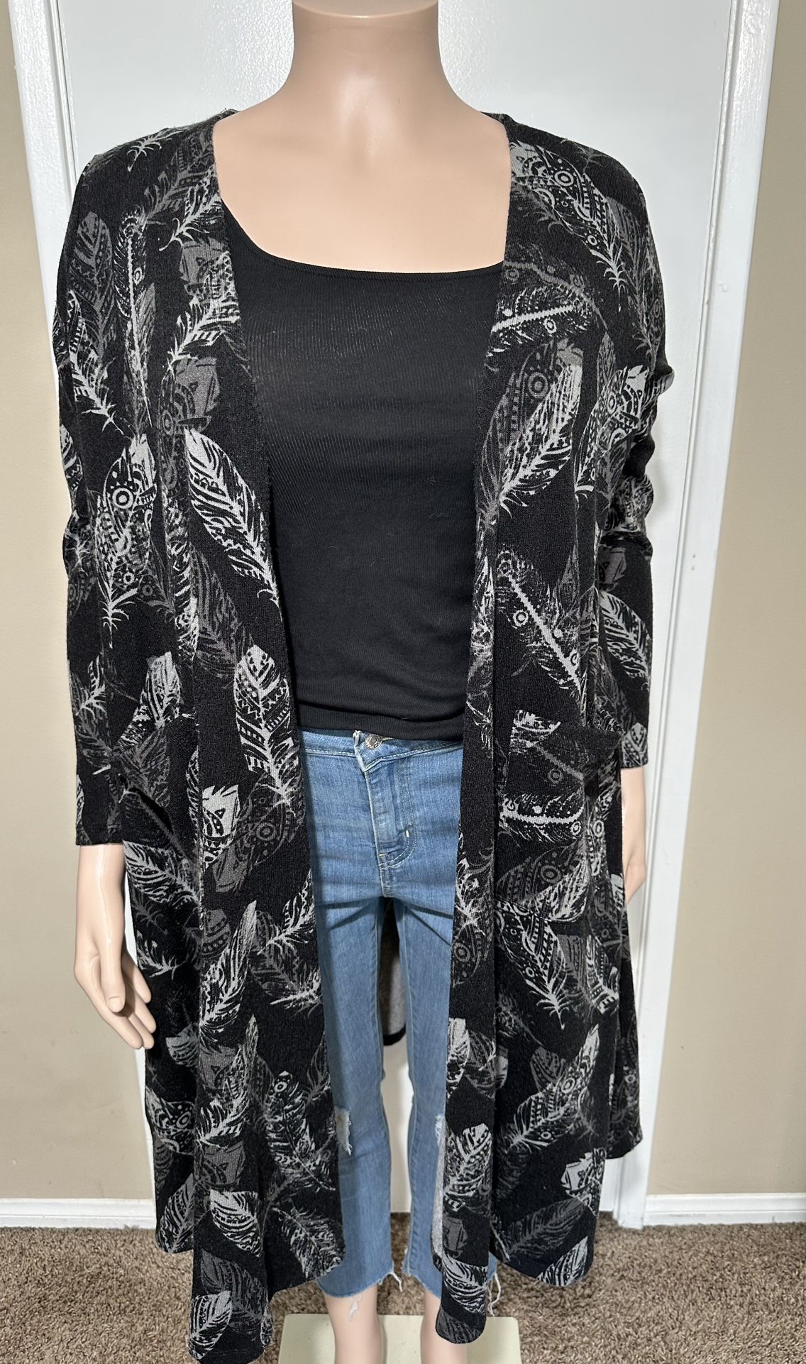 LulaRoe Women’s Long Sweater