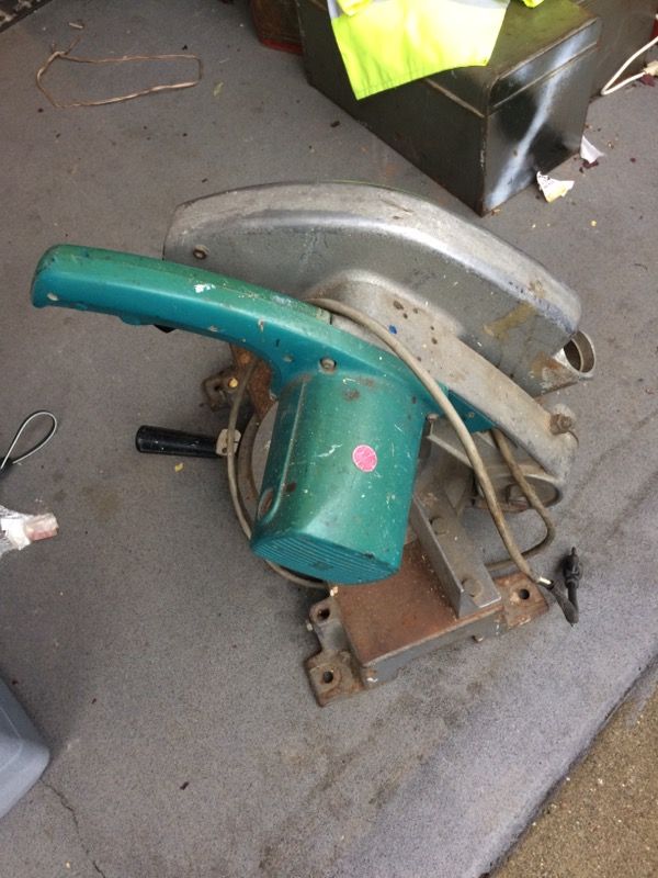 Makita mitirsaw