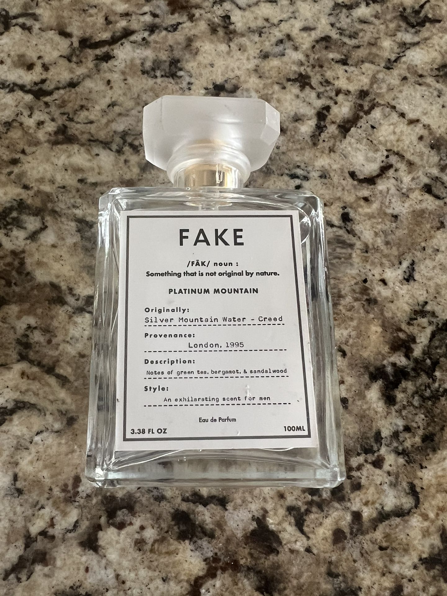 Fake Eau De Perfum 