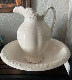 Antique White Ceramic Pitcher and Basin Set
