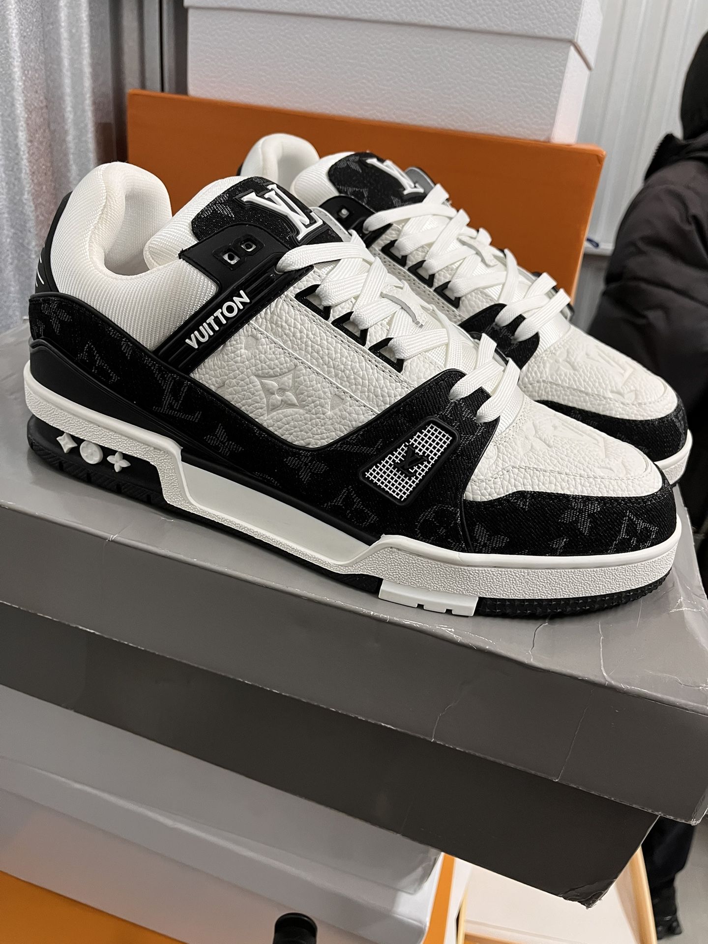 Size 10-11
