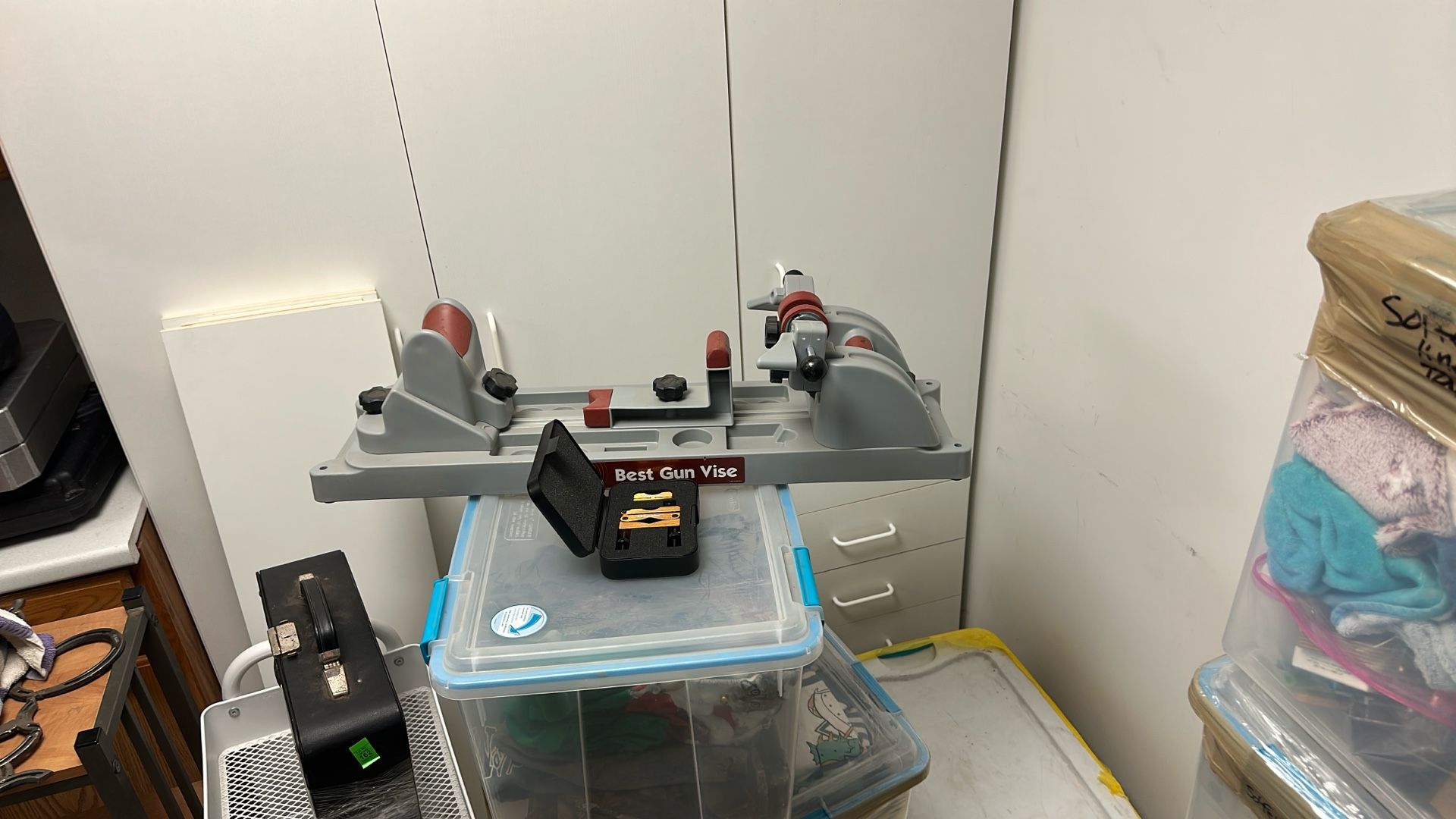 Tipton Best Gun Vise And Wheeler Level