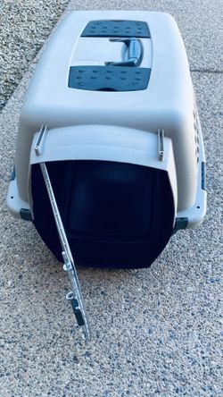 Durable Pet Carrier/Crate