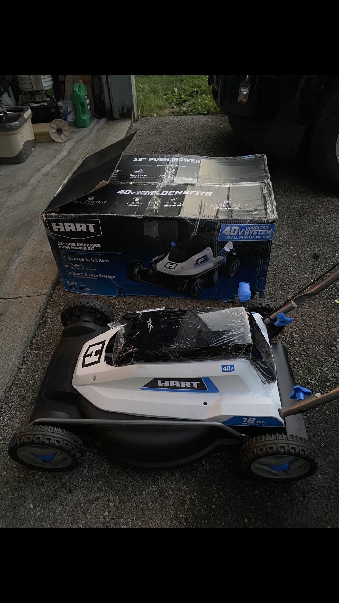 HART 40-Volt Cordless 18-inch PushMower