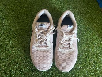 Nike Shoes Size 6.5Y