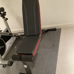 Foldable exercise bench