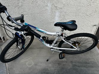 Schwinn Ranger Youth Size Mountain Bike 24”
