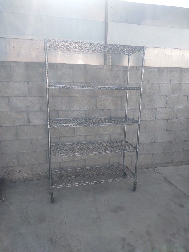 Metal Rack 6'×4'