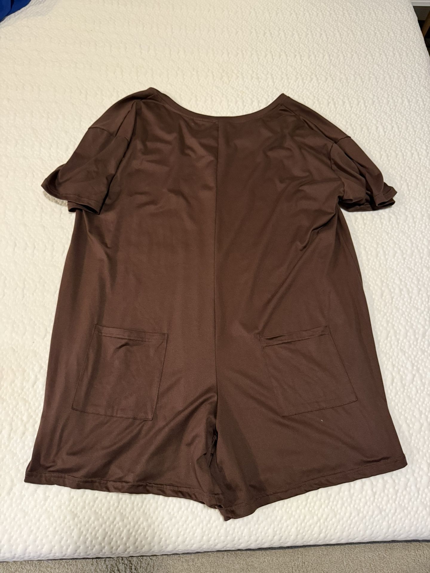 BROWN T SHIRT ROMPER