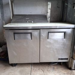 True Fridge Unit