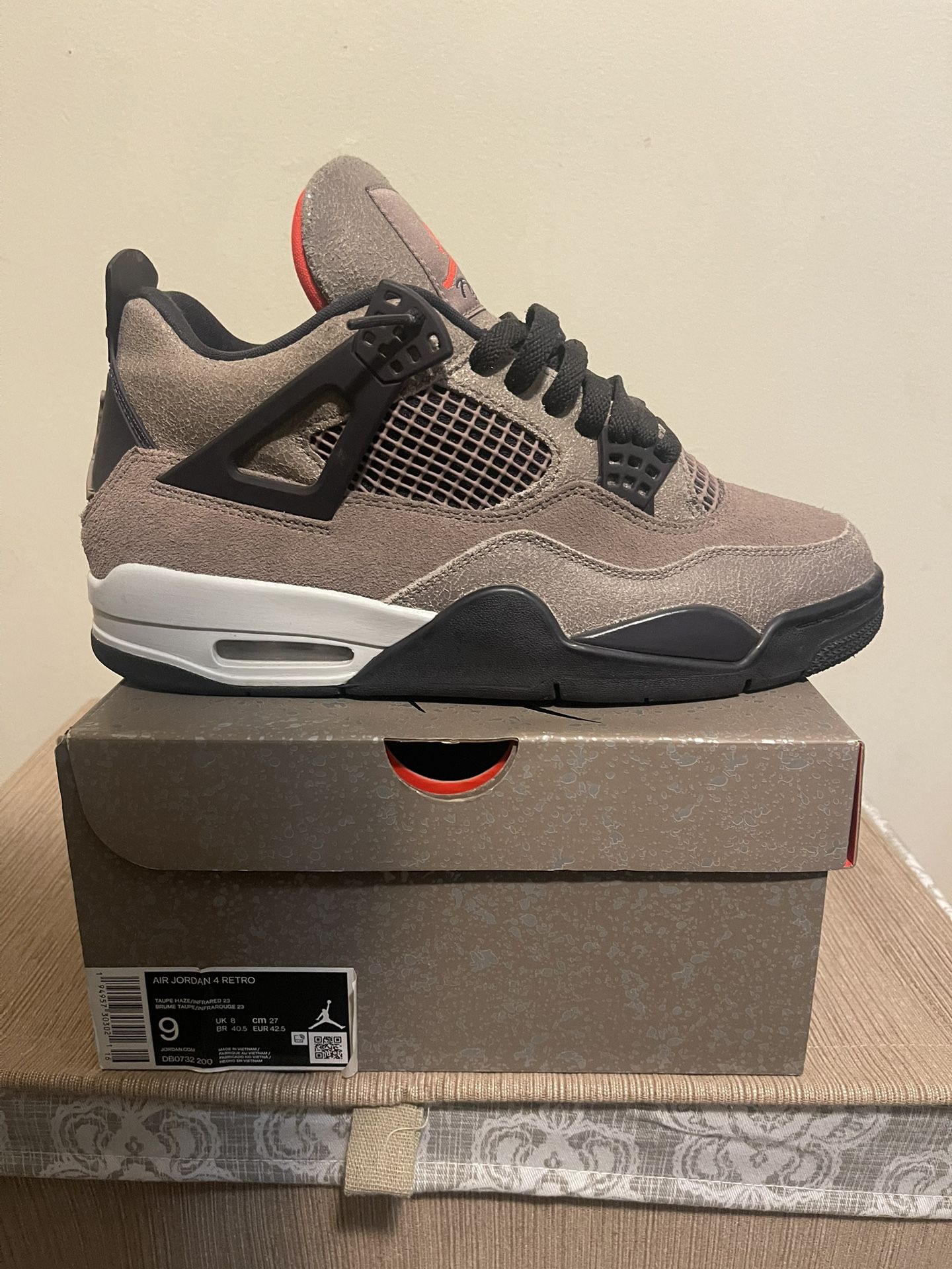 Jordan 4 Taupe Haze