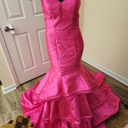 Party Dress. Size. 2.