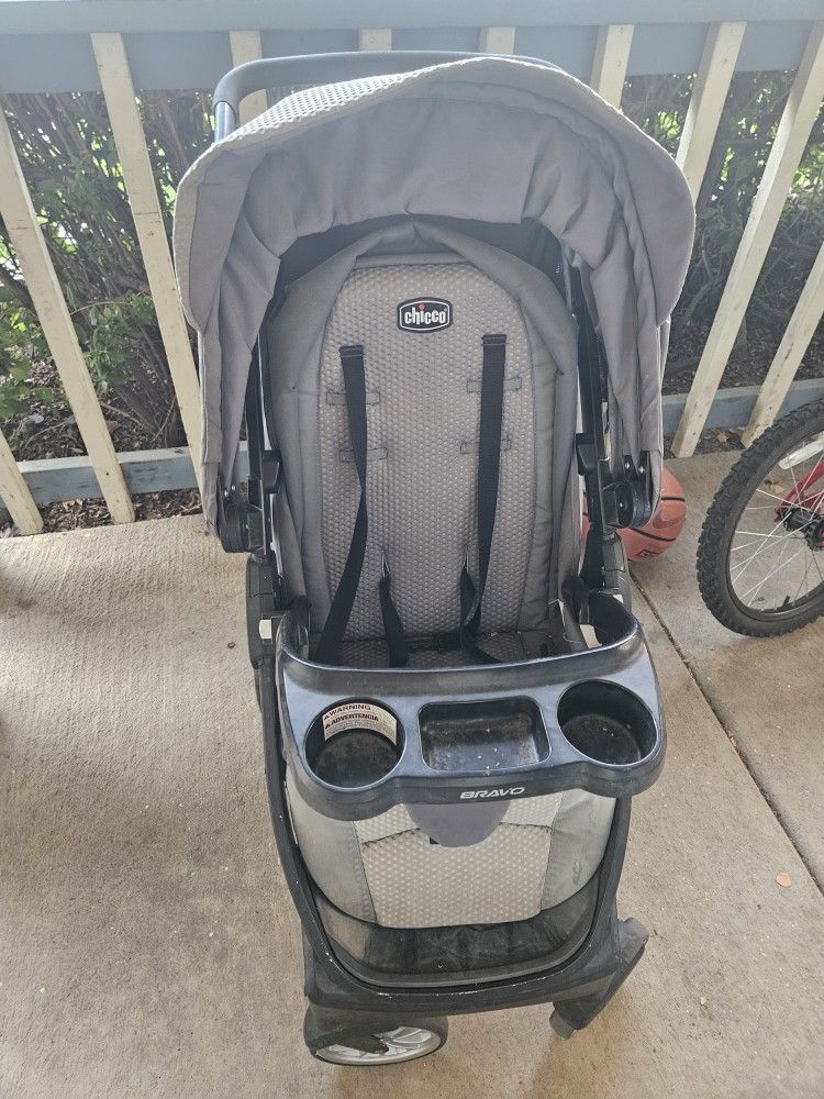 CHICCO BABY STROLLER