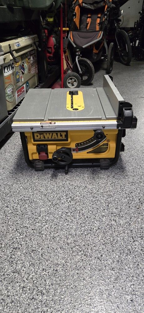 Dewalt Table Saw