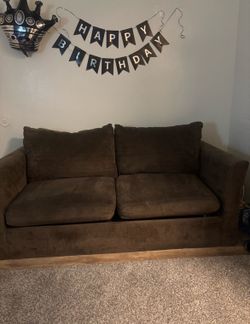 FREE Couch – Must Pick Up
