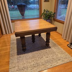 Dining Table & 4 Chairs.   