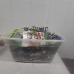 Logo Parts Lot
