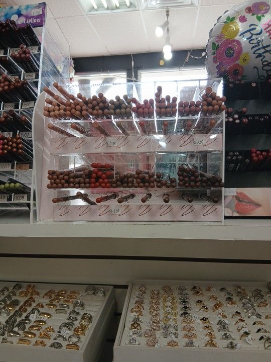 Beauty Creations Lipliners