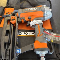 Pneumatic 16-Gauge 2-1/2 in. Straight Finish Nailer with CLEAN DRIVE Technology