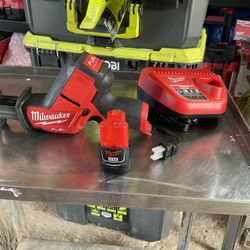 Milwaukee M12 FUEL 12V Lithium-Ion Brushless Cordless HACKZALL Reciprocating Saw  Battery And. Charge 